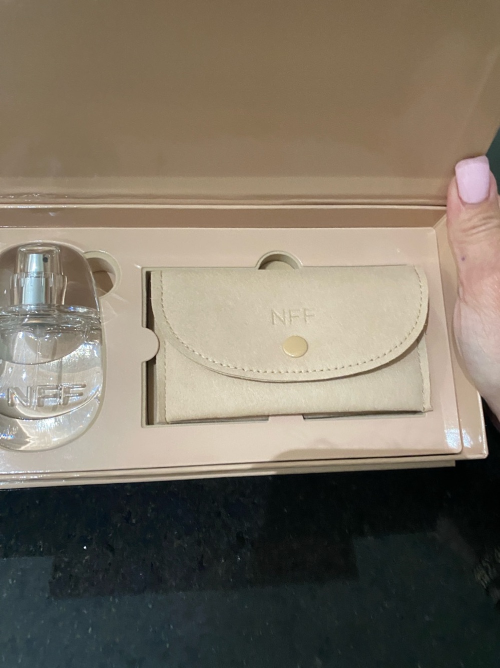 No fragrance fragrance perfume set with case
